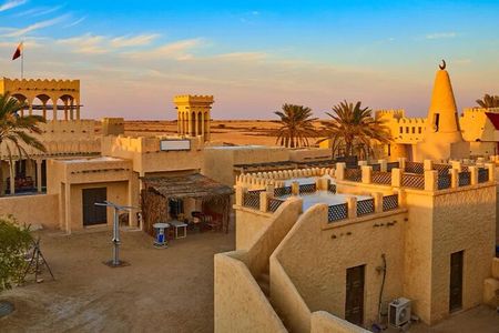 From Doha: North of Qatar Guided Tour with Transfers