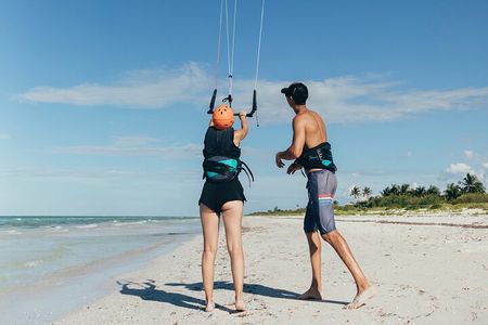 Private Kiteboarding Lessons in El Cuyo
