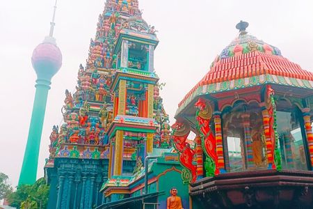 Colombo City Fly in a Private Tuk Tuk (Inclusion of all prices)