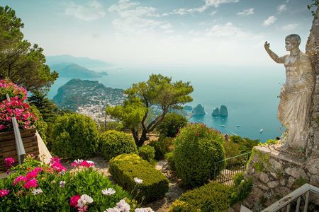 Capri Small Group Tour from Capri: A Day of Adventure and Beauty