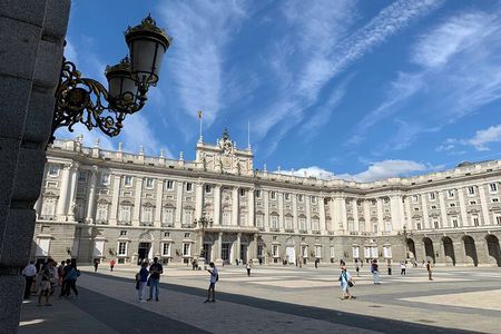 Prado Museum & Royal Palace: Madrid Guided Tour in English