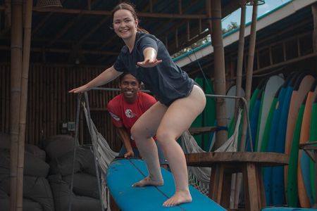 Surf Canggu: Unforgettable Lessons for Beginners & Pros in Bali!