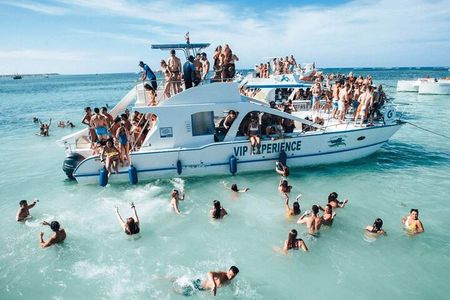 Catamaran Trinity Party And Private Beach Busing