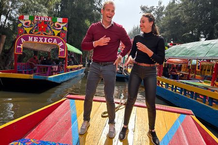 Xochimilco Fiesta with drinks and tacos without traps for tourists