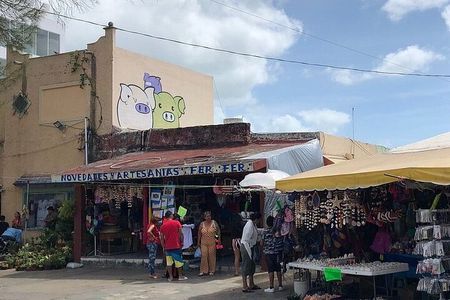 Discover Cancun: City Tour, Culture & Shopping in One Day