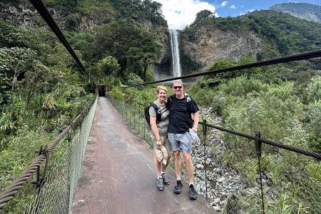  Cotopaxi, Quilotoa & Banos Tour 2-Day: – Lunch & Hotel Included