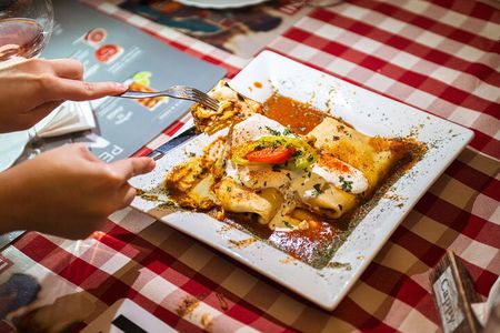 Budapest Evening Food Tour with Wine Tasting