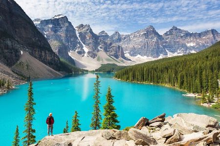 Lake Louise,Moraine Lake,Emerald Lake Day Trip from Banff/Calgary