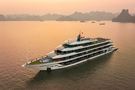  DORIA Cruise 5* Lan Hạ Bay 2 days 1 night with 2 ways transfer