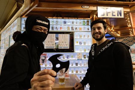 Tokyo Walking Tour with Local Guide /Private tour
