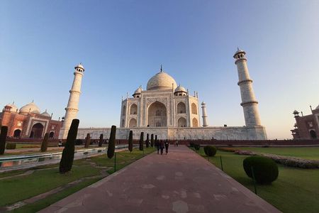 Sunrise Taj mahal 1 Day Tour From Delhi by Car