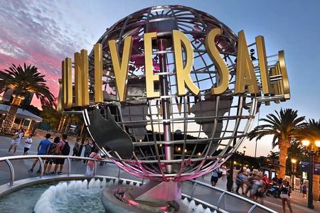 LA: Universal Studios Hollywood & Hop-On Hop-Off Package