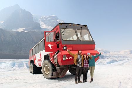 Columbia Icefield Glacier Adventure Day Tour from Calgary/ Banff