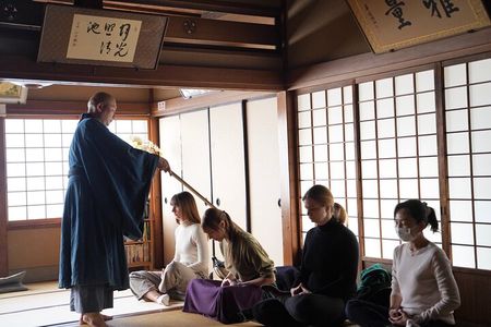 Tokyo Zen Meditation at Kinryu-ji Temple and Asakusa Walking Tour