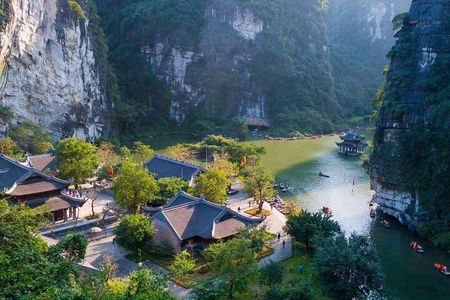Private 1 day in Ninh Binh with Hoa Lu, Trang An and Mua cave