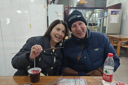 Half Day Xian Private Tour: Bell & Drum Tower Square, City Wall, Muslim Quarter