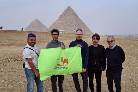 Full day tour to Giza Pyramids Memphis City And Sakkara Pyramid