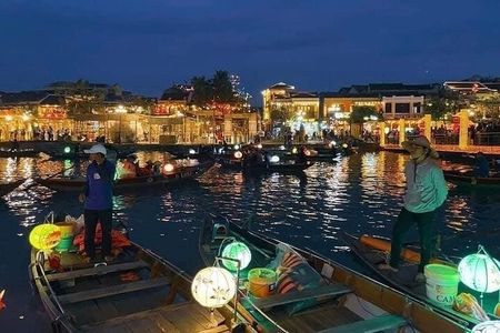 Walking Tour Hoi An city & Sampan Boat Ride with Colourful Lanterns,Night Market