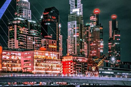 Night Experience in Buenos Aires with Local Guide