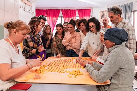 Eating Bologna Food and Wine Tour