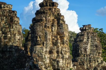 Angkor Wat & Tonle Sap Lake Private Day Tour