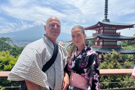 Private Mt.Fuji Kimono costume Photo Tour with Hotel Pick-up