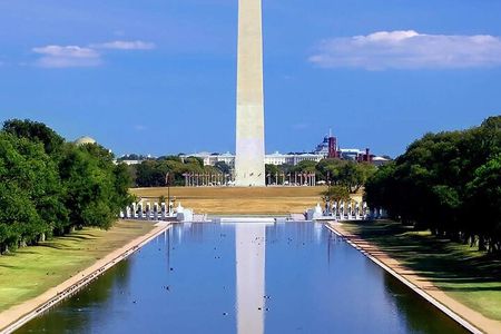 DC Morning Monuments Tour with Guided Arlington Cemetery Walk