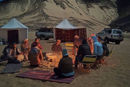 White Desert and Bahariya Oasis tour from Cairo