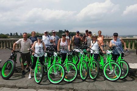 Florence: Guided E-Bike Tour to Piazzale Michelangelo