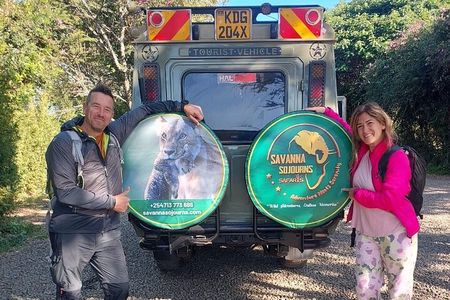 4 Days 4WD Private Maasai Mara, Nakuru Parks with Lodge LUXURY