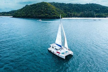  Phuket: Aeolos Catamaran Tour to Coral & Racha Islands + Lunch