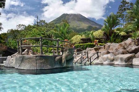 Arenal Hot Springs + Arenal Volcano from San Jose with Lunch