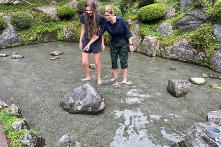 Private Mt. Fuji Catching Fish and BBQ Tour with Hotel Pick up