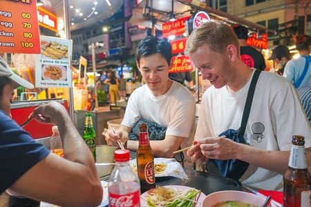 Bangkok Night Foodie Tour in Chinatown