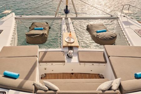 Heraklion: Sunset Dia Catamaran Cruise by Top-100 Greek Chef