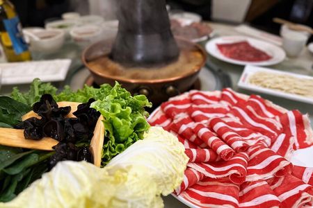 Peking Duck & Beyond:Exploring the Best Eats in Beijing's Hutongs