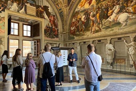 Vatican Museums & Sistine Chapel - Private/Group Tour with Guide