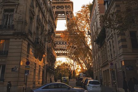 Eiffel Tower Reserved Access Tour up to the 2nd Floor or Summit 