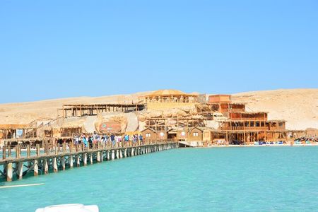 Luxury trip to Orange Bay Island, Snorkelling and Lunch 
