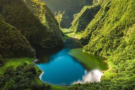 4x4 Safari HEREAKIMANU Tour in the Heart of Tahiti