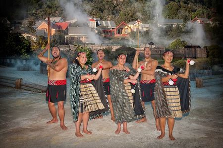 Whakarewarewa Māori Village & Geothermal (Glow worms opt. extra)