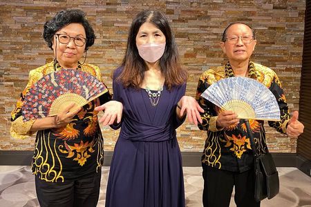Making traditional Japanese cultural fans in Tokyo