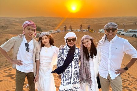 Dubai Desert Safari: Premier Dunes Adventure & BBQ Dinner 