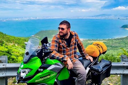 Full-Day Private Motorbike Tour in Hai Van Pass with Lunch