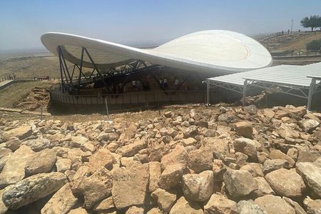 Day Trip to Gobeklitepe – Explore the Zero Point of Humanity