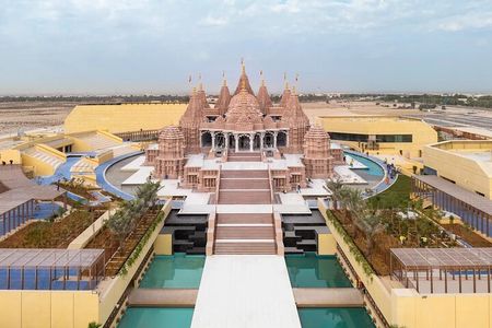Abu Dhabi Sightseeing Tour with a Visit to BAPS Hindu Temple
