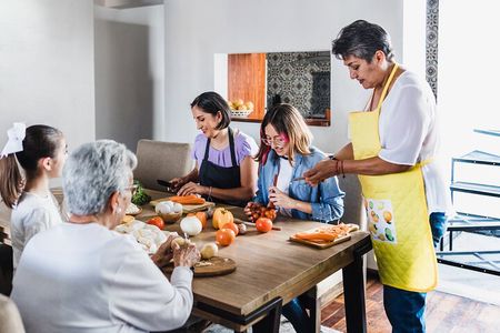4hr Cooking Class in Merida with Bottomless Drinks