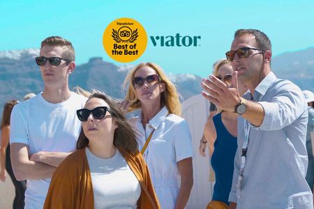 Santorini Private Tour: Fully-Customized with Port & Hotel Pickup