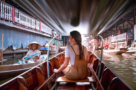10-Hour Floating Market, Dragon Temple, Bubble Cafe & Chinatown