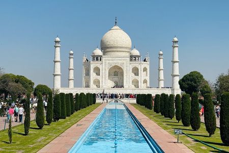 Taj Mahal day Trip from Delhi by Private Car ( Luxury & Comfort )